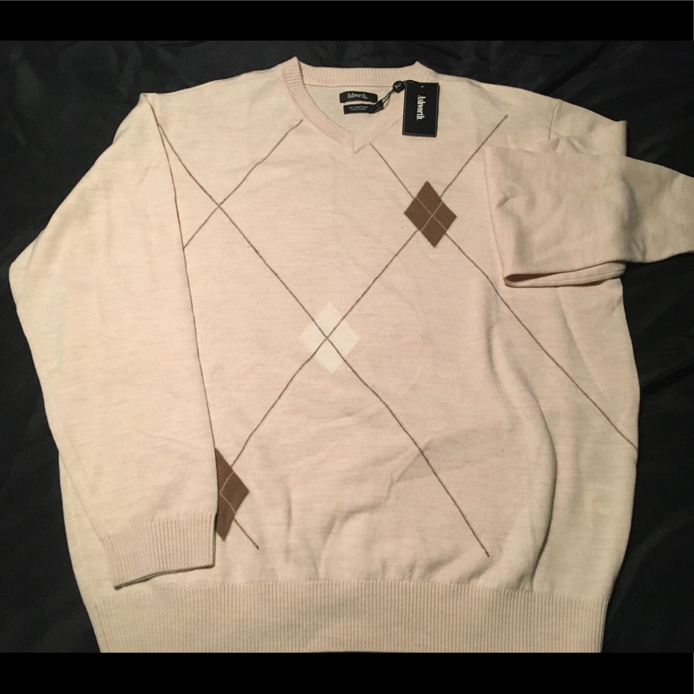 Ashworth Cream argyle sweater NWT